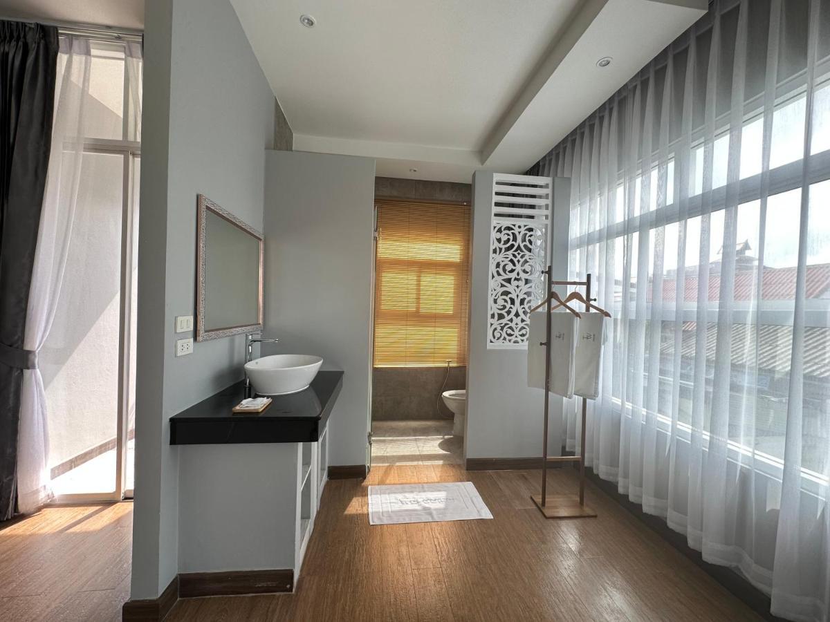 Albergue The White House Rachamankha เดอะ ไวท์เฮ้าส์ ราชมรรคา Chiang Mai Exterior foto