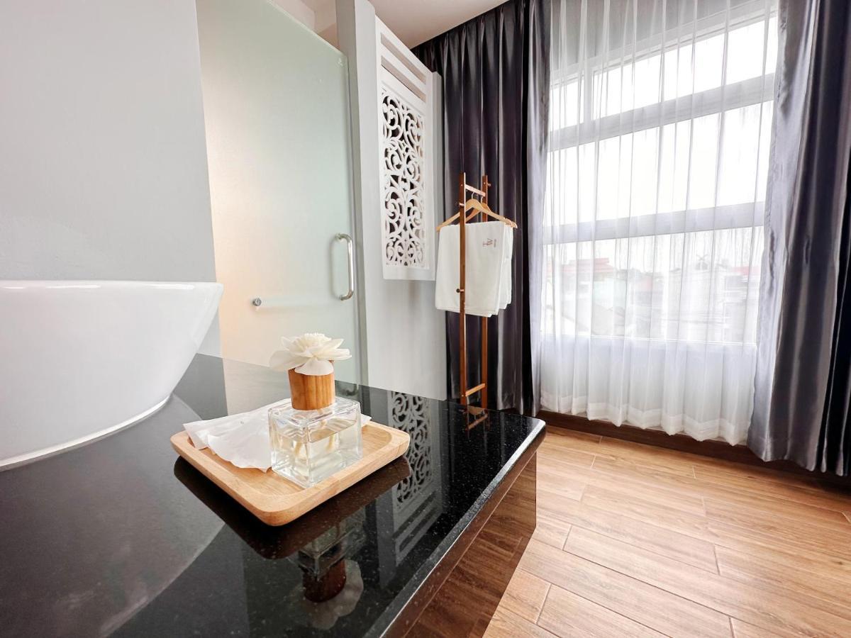 Albergue The White House Rachamankha เดอะ ไวท์เฮ้าส์ ราชมรรคา Chiang Mai Exterior foto