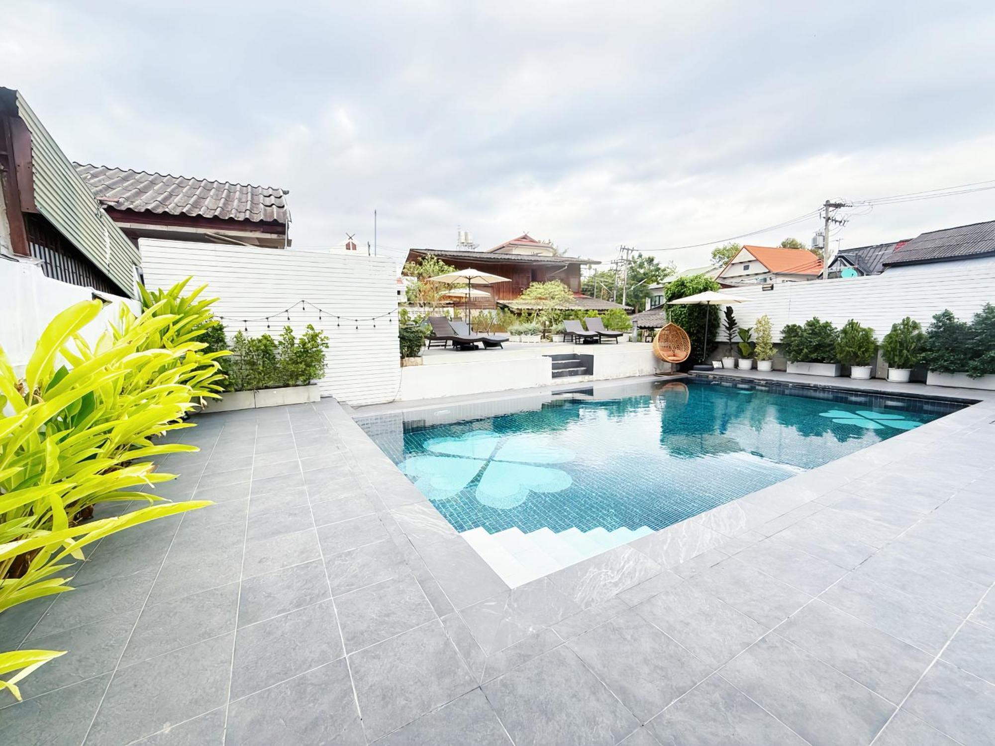 Albergue The White House Rachamankha เดอะ ไวท์เฮ้าส์ ราชมรรคา Chiang Mai Exterior foto